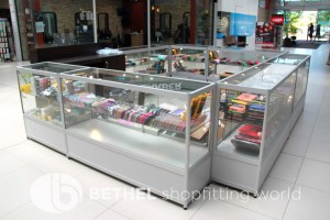 Mobile Kiosks Glass Display Counters Showcases 15