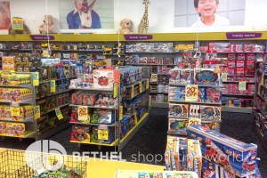 ToyWorld Toy Store Shelving Shopfitting Racking 08